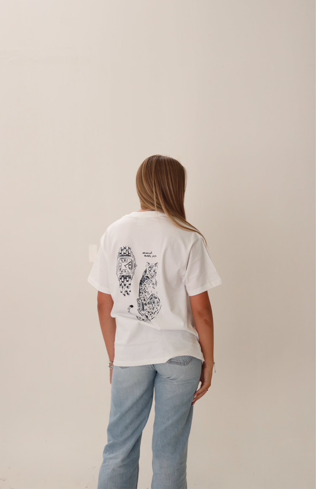 OVERSIZED "TIMELESS INSTINCT" WHITE T-SHIRT EDITION